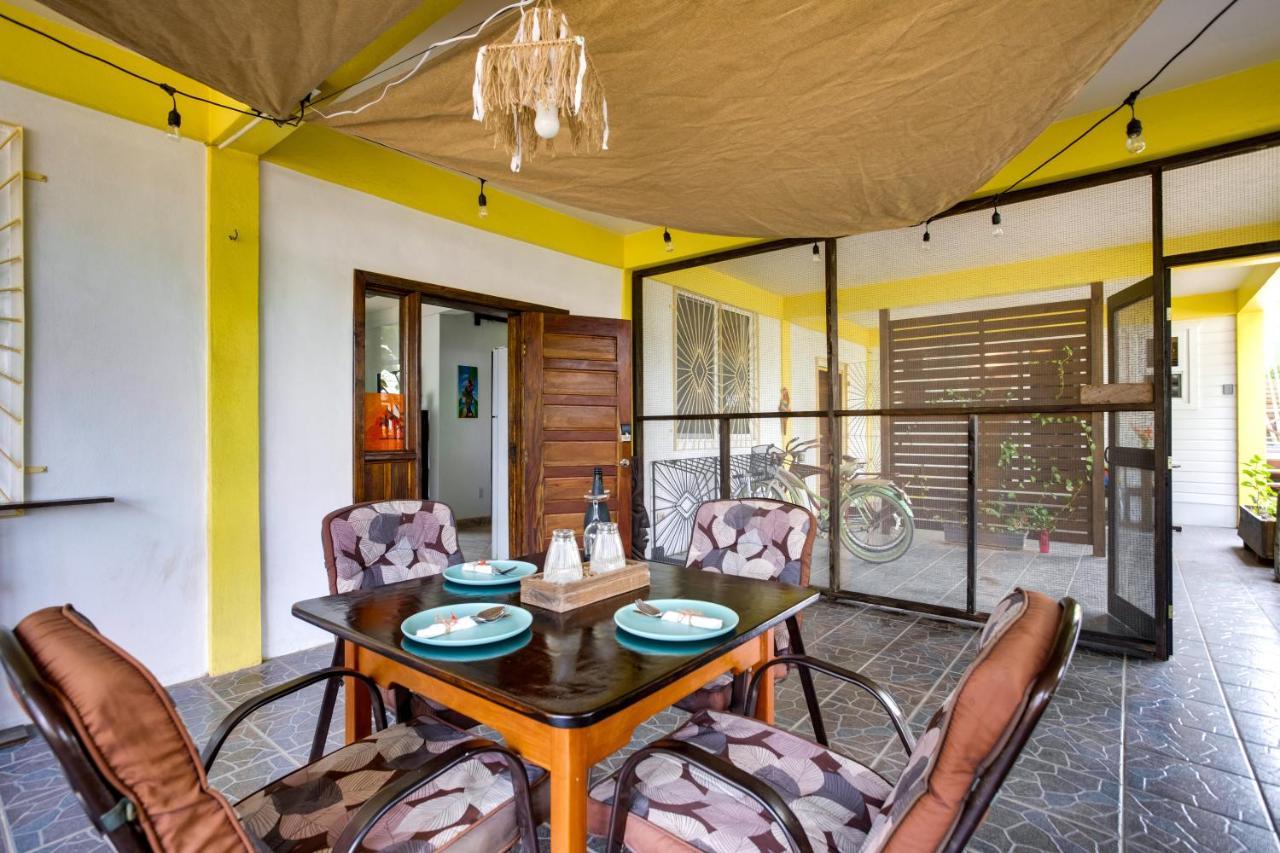 Driftwood Gardens Guesthouse Placencia Bagian luar foto
