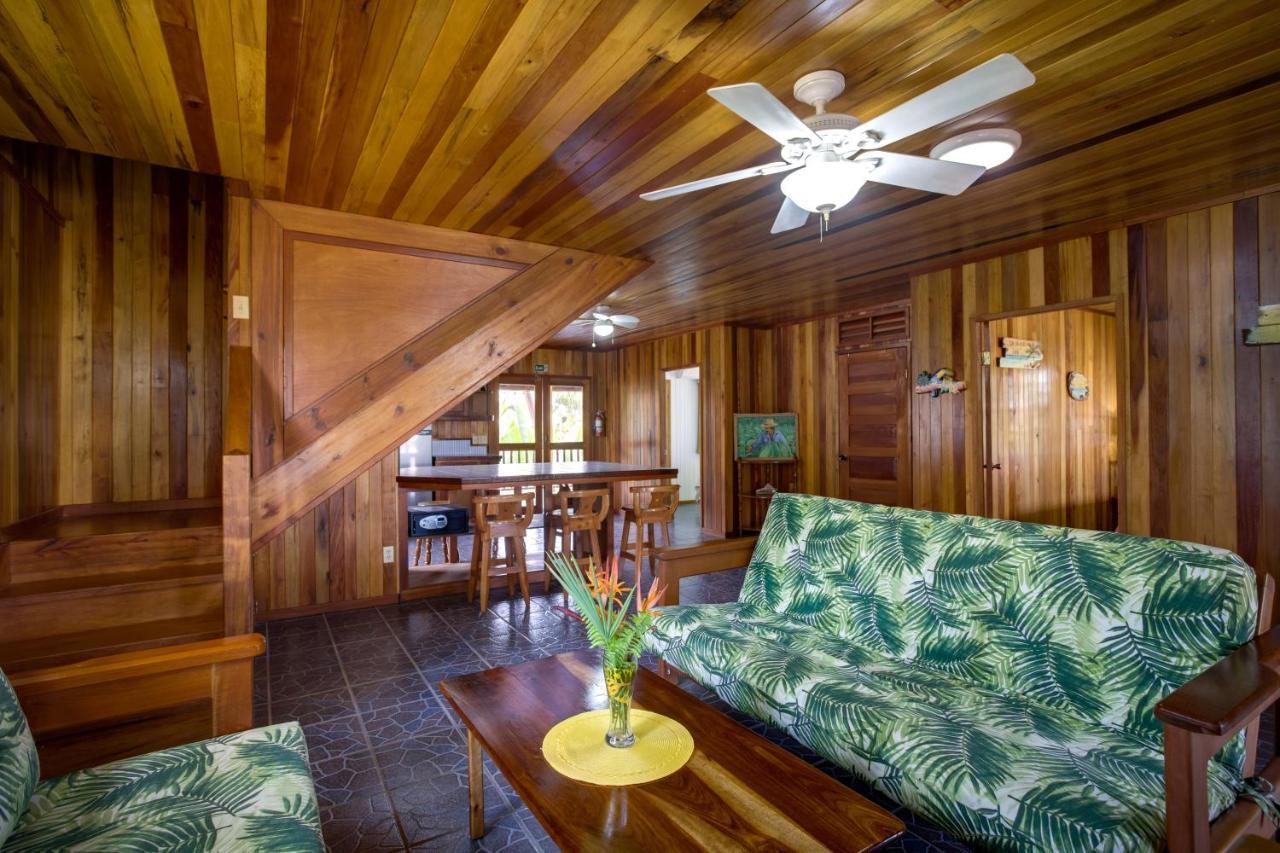 Driftwood Gardens Guesthouse Placencia Bagian luar foto