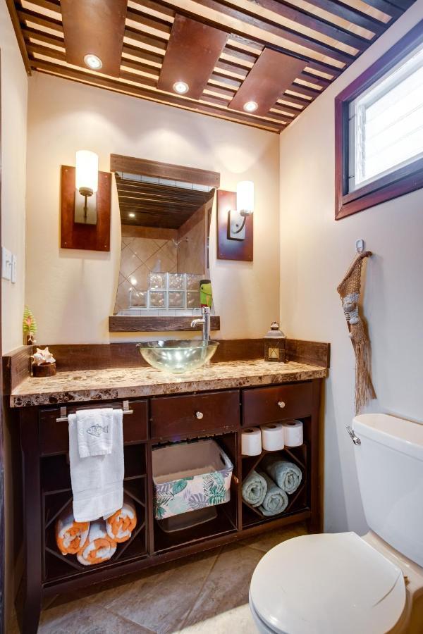 Driftwood Gardens Guesthouse Placencia Bagian luar foto